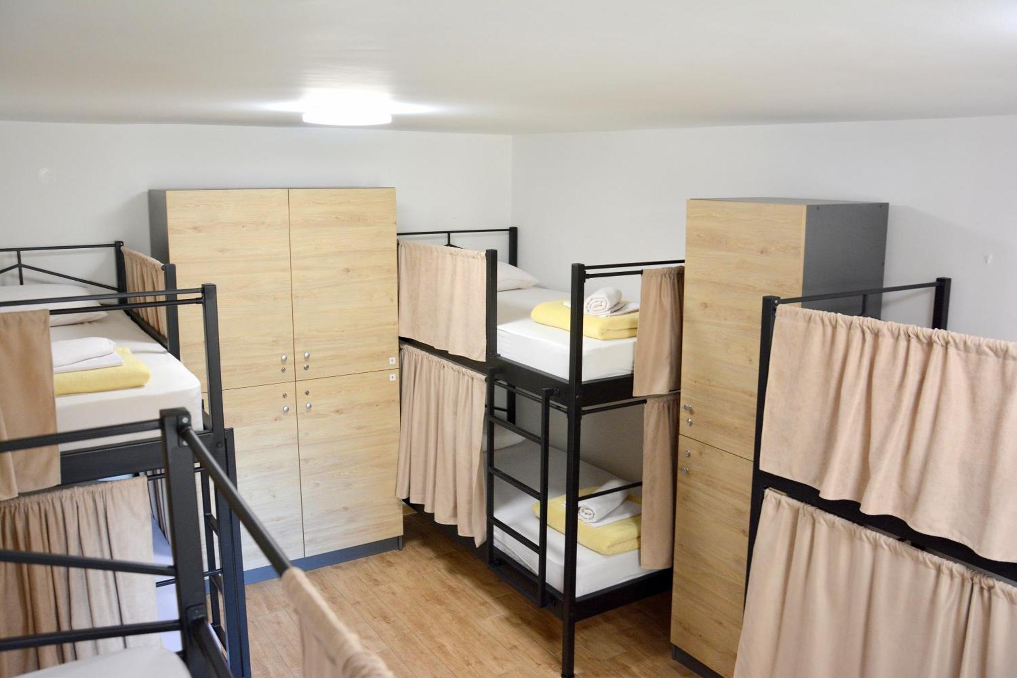 Montenegro Backpackers Home بودفا المظهر الخارجي الصورة
